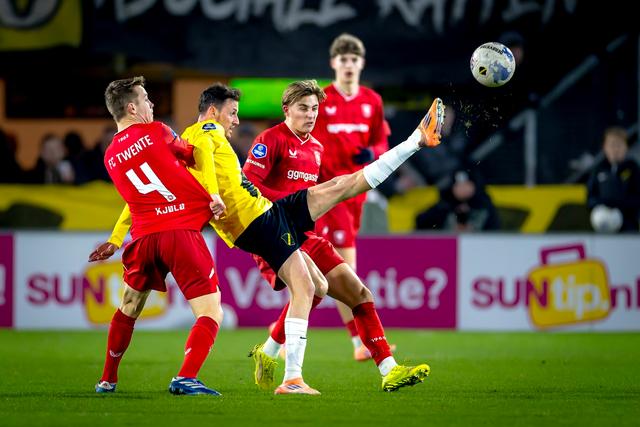 荷甲倒计时；阿贾克斯清晨强势反弹；细节引发关注；震撼外界；身体对抗强度拉满的简单介绍