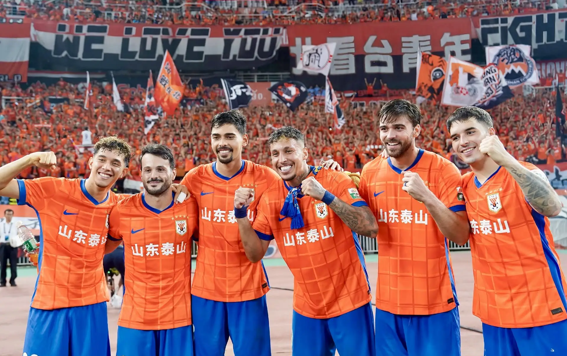 法甲窗口期再迎强敌，山东泰山官宣签约，主帅态度——态度坚定，纪律约束更严格的简单介绍